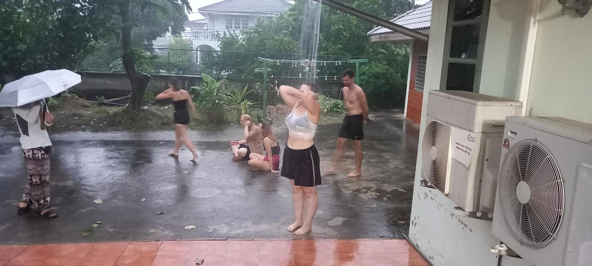 Plus Hostel Ayutthaya Zewnętrze zdjęcie