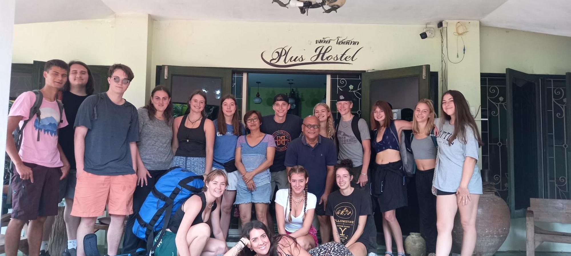 Plus Hostel Ayutthaya Zewnętrze zdjęcie