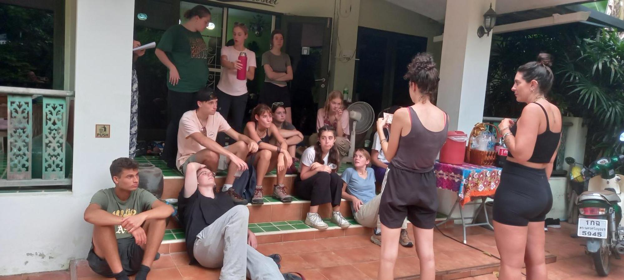 Plus Hostel Ayutthaya Zewnętrze zdjęcie