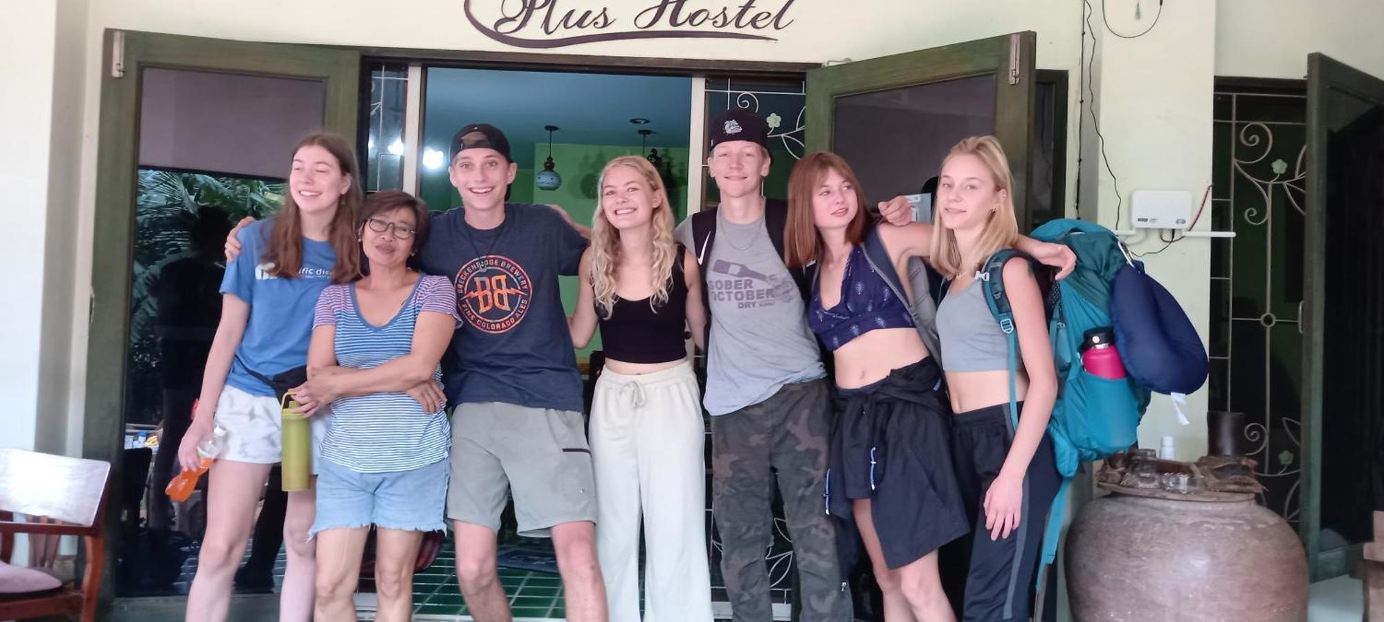 Plus Hostel Ayutthaya Zewnętrze zdjęcie